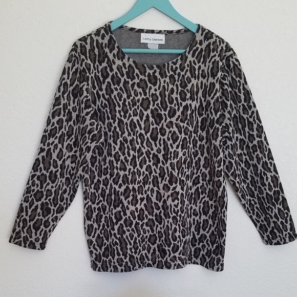 Cathy Daneils size med lepord print sweater - Picture 2 of 6